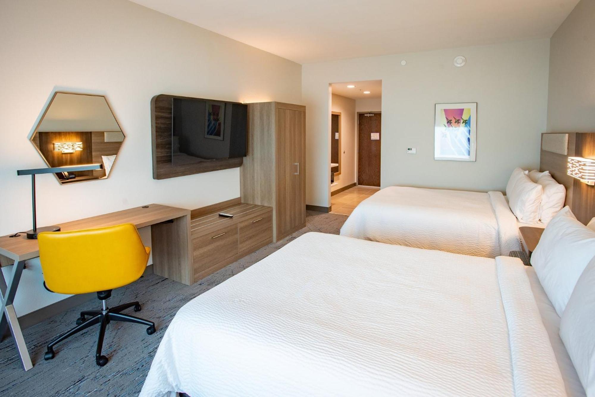 Holiday Inn Express & Suites Pensacola Airport North - I-10 By Ihg Ferry Pass Esterno foto