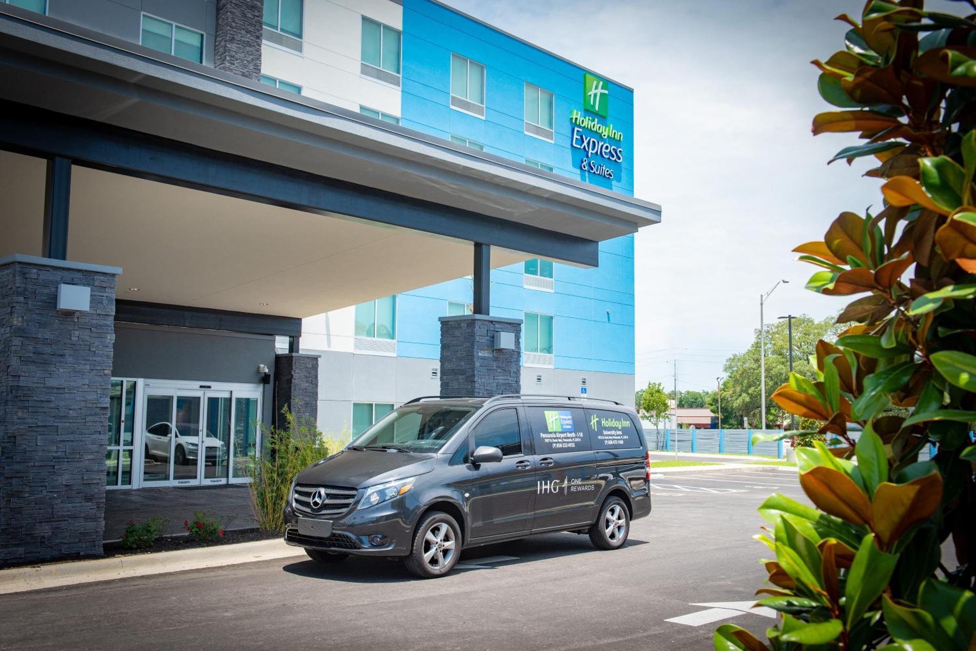 Holiday Inn Express & Suites Pensacola Airport North - I-10 By Ihg Ferry Pass Esterno foto
